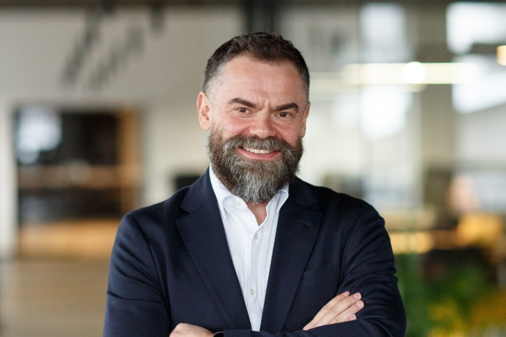 Nedjeljom u 10 na FR - Mehić: Moramo najsposobnijima dati da vode društvo, a ne prosječnima